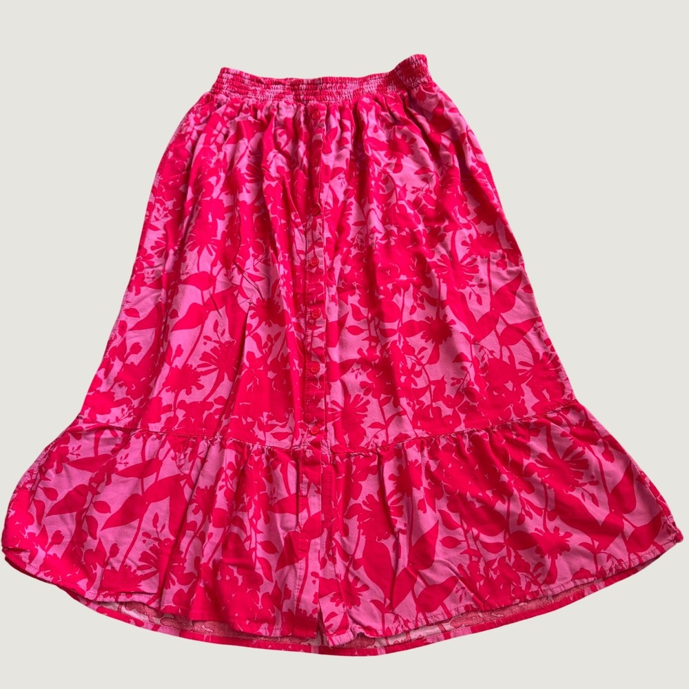Lark + Grey Midi Skirt Size M Floral Button Front Rayon Tiered Pink Red